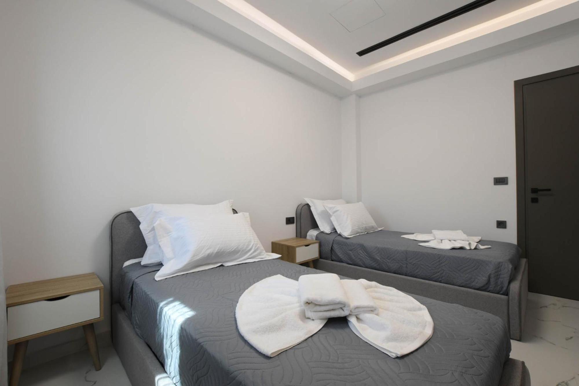 Orion Eco Suites Karteros Cameră foto