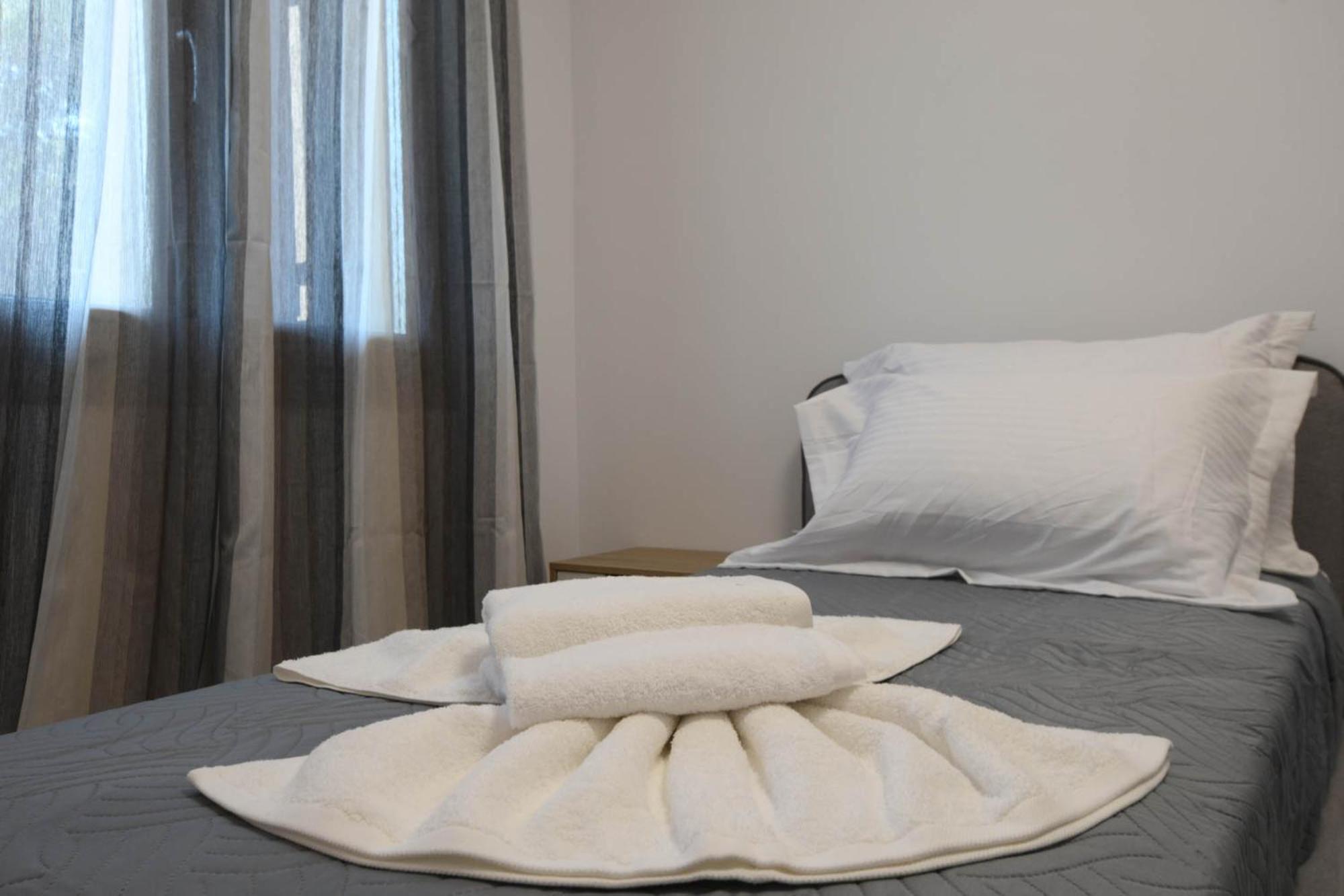Orion Eco Suites Karteros Cameră foto